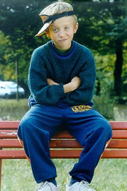 Attila Bíró interpretando a Peti