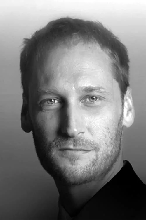 Diego Espejel ha trabajado con Attila Peter Miklosy en 1 ocasiones