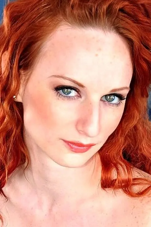 Audrey Lords interpretando a