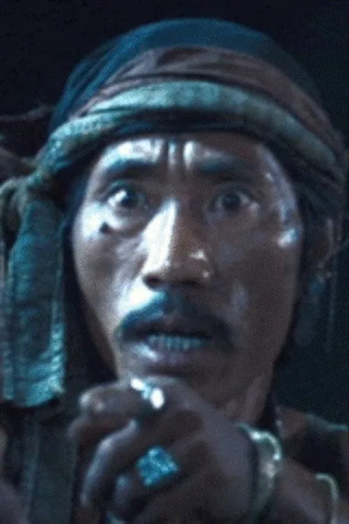 Pornpop 'Tor' Kampusiri ha trabajado con Aung Theng en 1 ocasiones