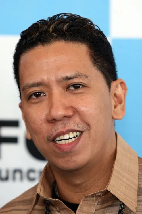 Adolfo Alix Jr. ha trabajado con Auraeus Solito en 1 ocasiones