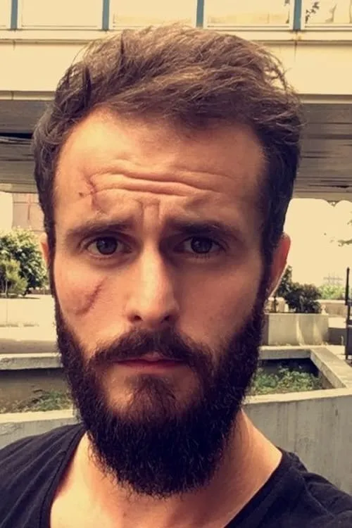 Julien Sarazin ha trabajado con Aurélien Luzeux en 1 ocasiones