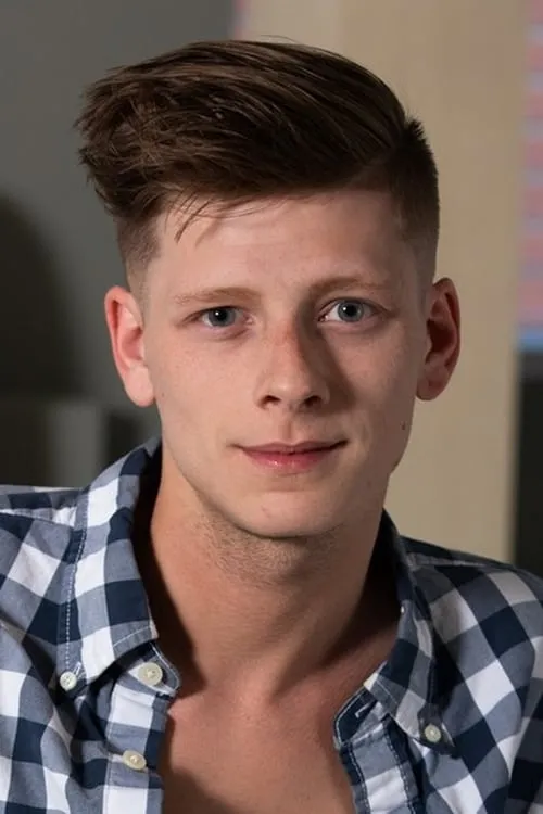 Austin Chapman interpretando a