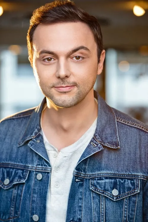 Maya Butler ha trabajado con Austin Hillebrecht en 1 ocasiones