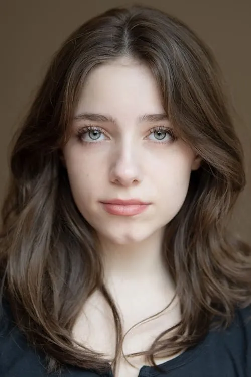 Ava Briglia interpretando a Ava