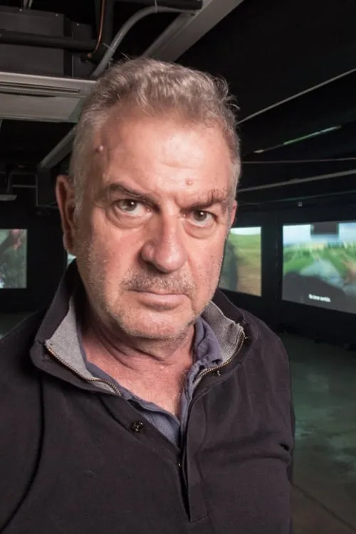 Menachem Begin ha trabajado con Avi Mograbi en 1 ocasiones