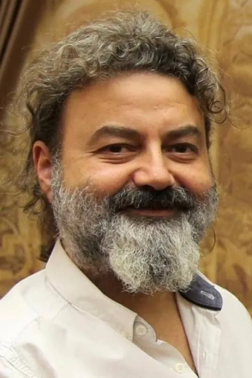 Aydın Sarman en su biografía y filmografía