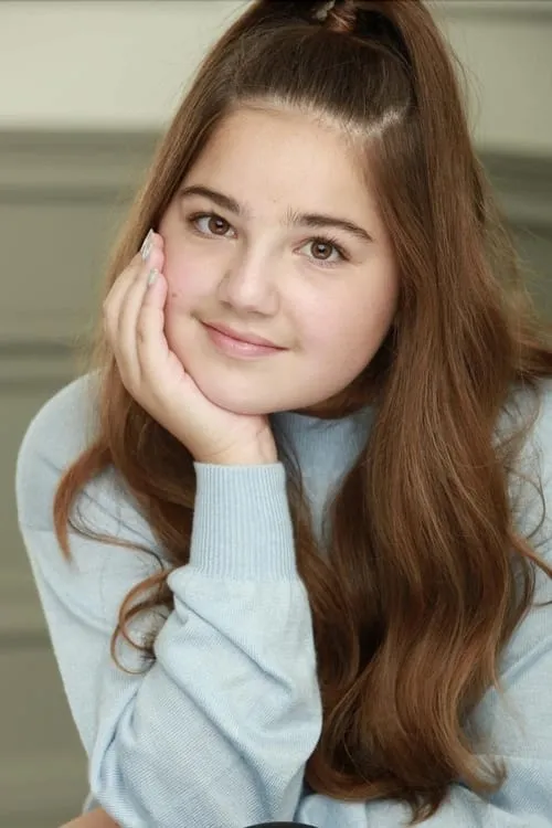 Elliotte Strange ha trabajado con Ayla Feren en 1 ocasiones