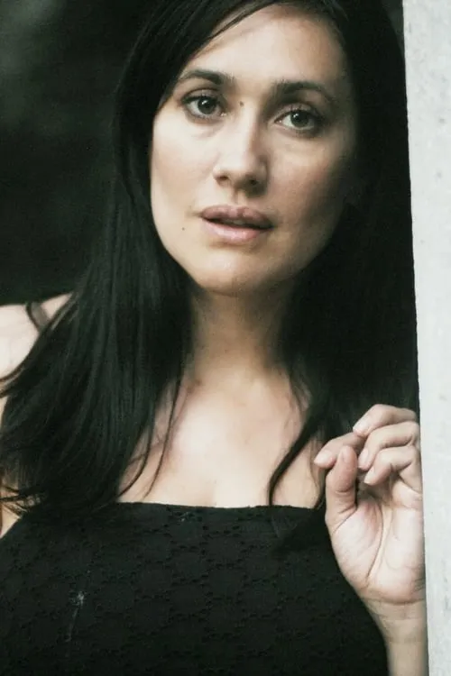 Aymará Rovera interpretando a Madre