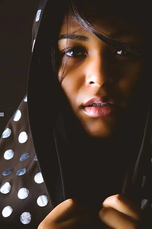 Ayriel Strange en su biografía y filmografía