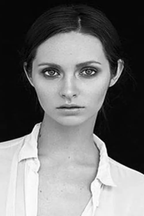 Lina Esco ha trabajado con Bailee MyKell Cowperthwaite en 1 ocasiones