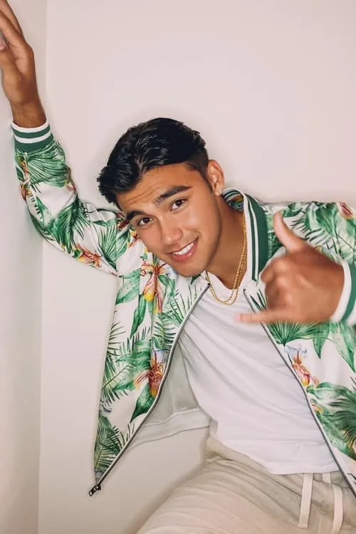 Any Gabrielly ha trabajado con Bailey May en 2 ocasiones