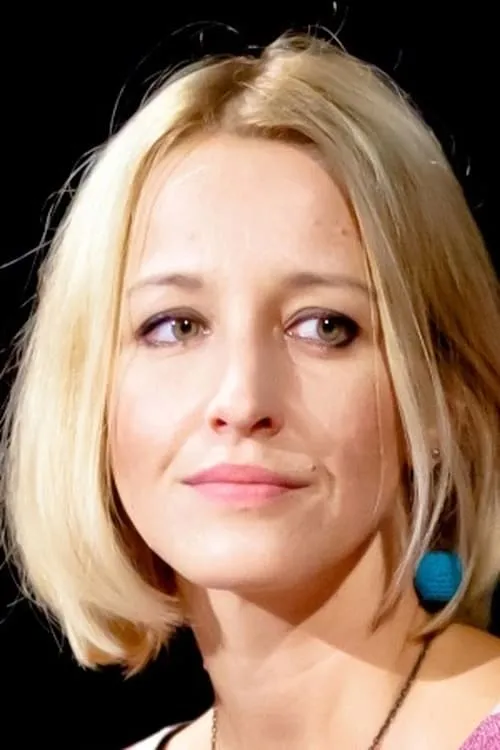 Bakonyi Csilla — personaje: Nyiredi Barbara