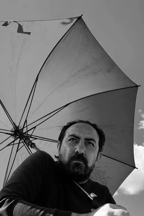 Bangen ali interpretando a Ali