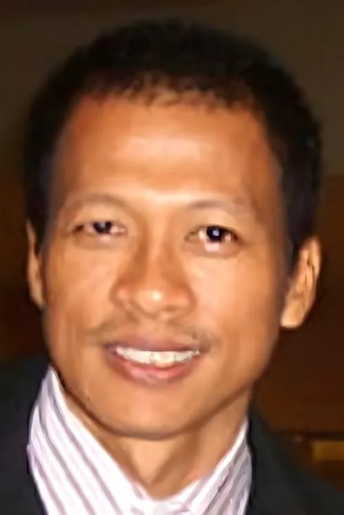 Jaratpong Suratsawatdi ha trabajado con Banlop Lomnoi en 1 ocasiones