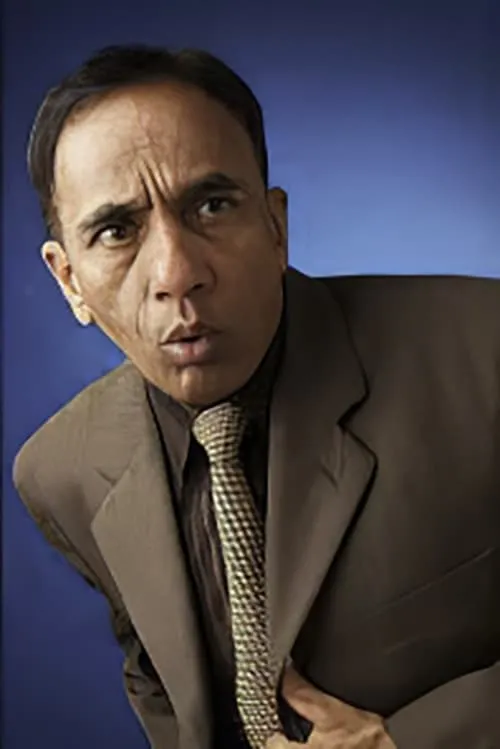 Banwarilal Jhol — personaje: Captain Paswan