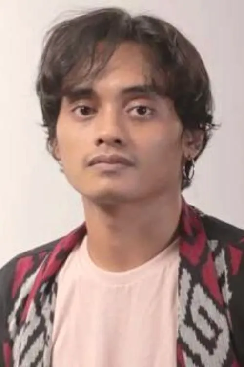 M. N. Qomaruddin ha trabajado con Banyu Bening en 3 ocasiones