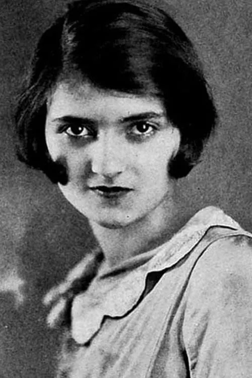 Morton Downey ha trabajado con Barbara Bennett en 2 ocasiones