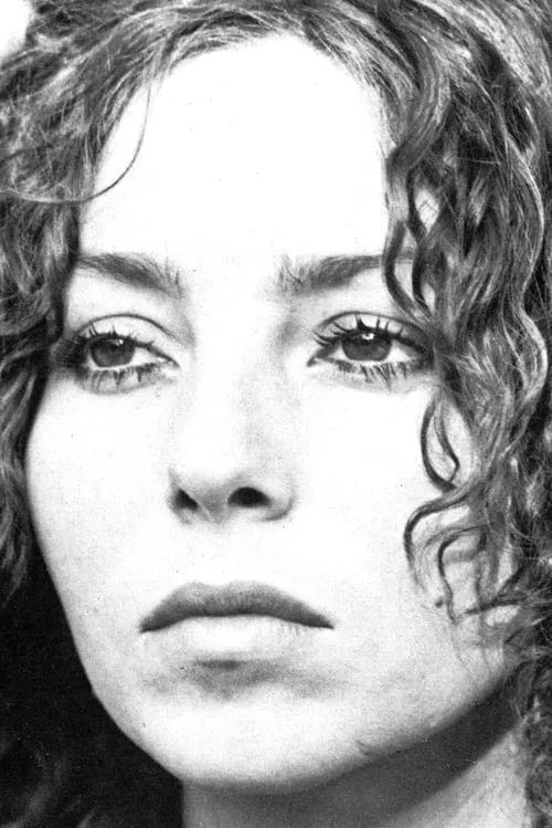 Barbara Betti interpretando a Maria