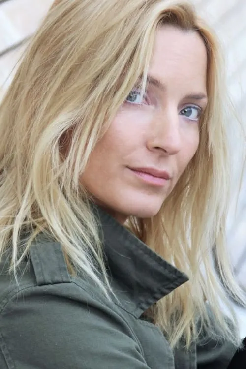 Barbara Kowa interpretando a Nadja, Vogue-Manager