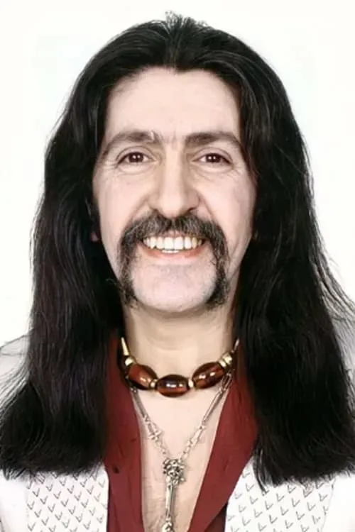 Sinan Ecer ha trabajado con Barış Manço en 1 ocasiones