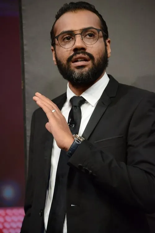 Bassem Hamraoui interpretando a