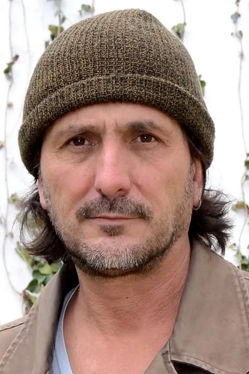 Nina Varano ha trabajado con Batan Silva en 1 ocasiones