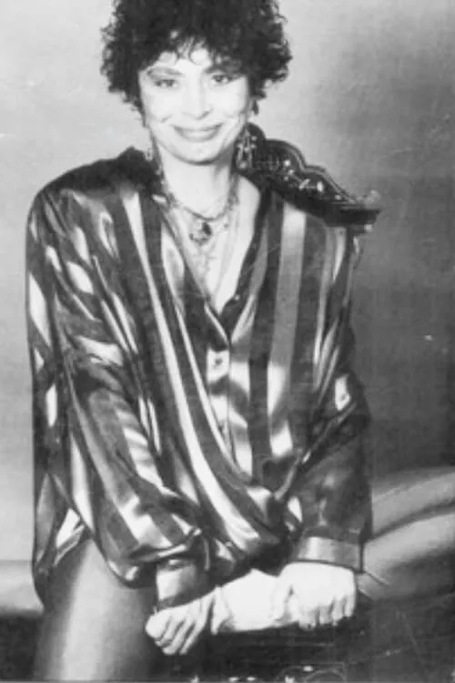 Beatriz Matar interpretando a Serafina