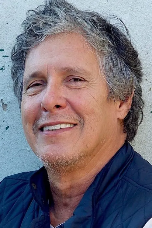 Bebeto Alves interpretando a 