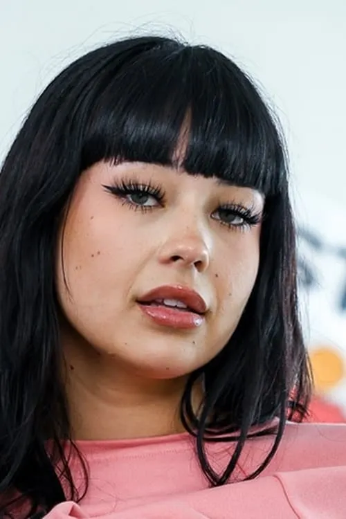 Bec The Barbie interpretando a