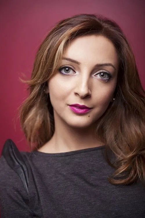 Begüm Günceler en su biografía y filmografía