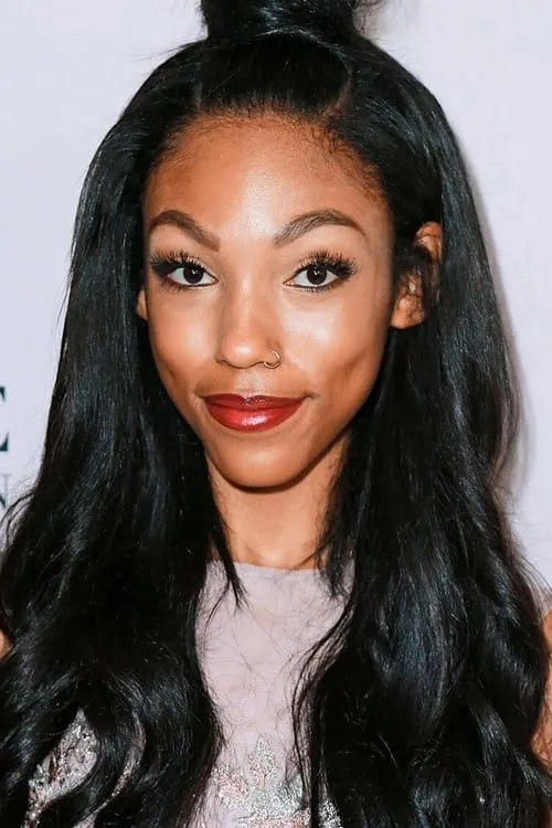 Cody Fern ha trabajado con Bella Murphy en 1 ocasiones