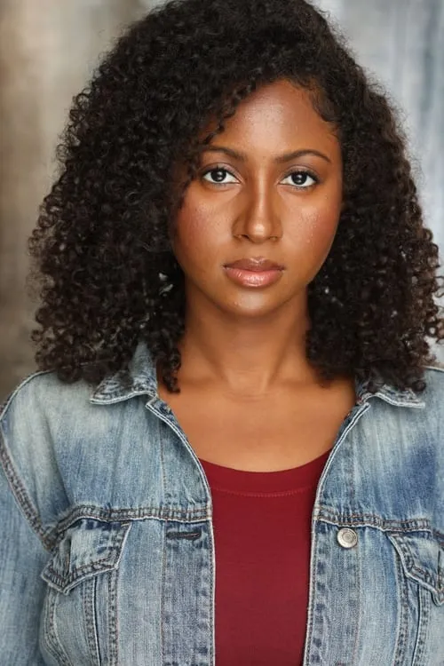 A-F-R-O ha trabajado con Belle Guillory en 1 ocasiones