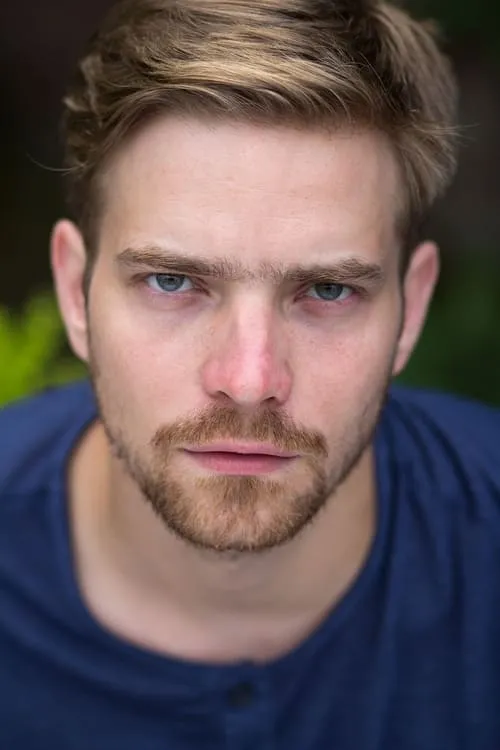 Bence Böröndi en su biografía y filmografía