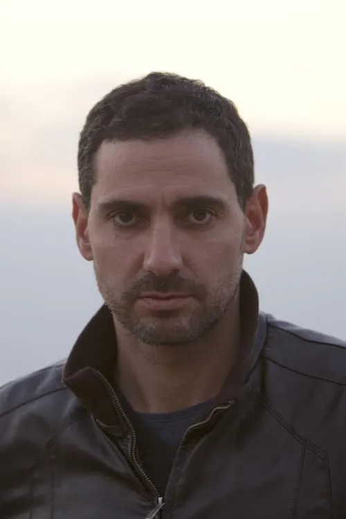 Adam Hoya ha trabajado con Bence Máté en 1 ocasiones