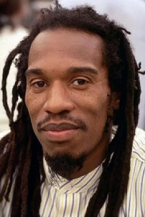 Akim Mogaji ha trabajado con Benjamin Zephaniah en 1 ocasiones