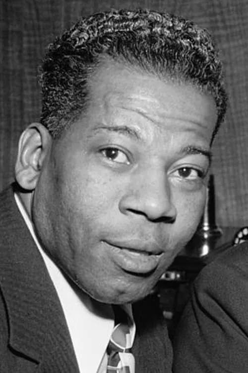 Benny 'Papa Zita' Benjamin interpretando a Himself (archive footage)