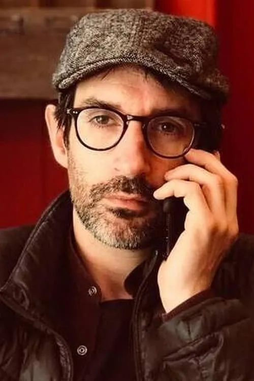 Benoît Herlin interpretando a Stagehand