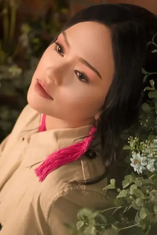 Zoe Abbas Jackson ha trabajado con Berlian Aura en 1 ocasiones