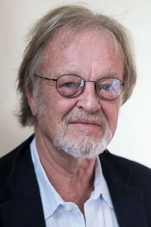 Jimmy Tingle ha trabajado con Bernard Cornwell en 1 ocasiones