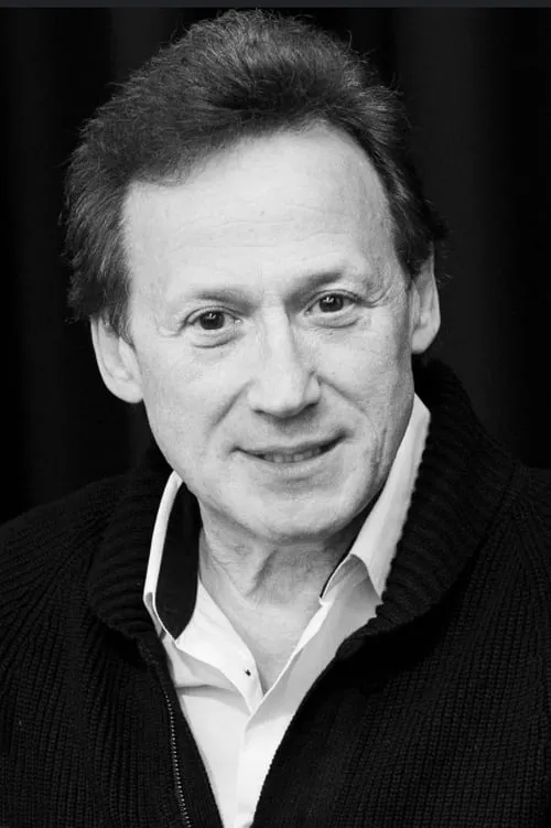 John Gabriel Rodriquez ha trabajado con Bernard Hiller en 1 ocasiones