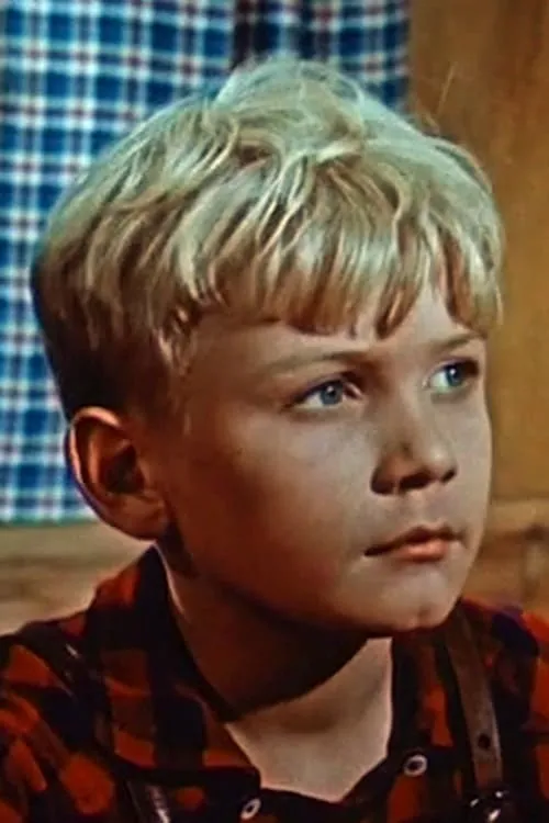 Bernd Kuss interpretando a Toni