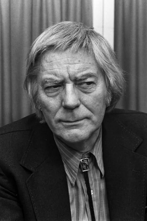 Bert Haanstra interpretando a Conductor