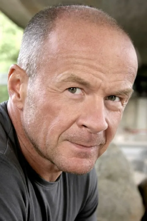 Bertram Hiese en su biografía y filmografía