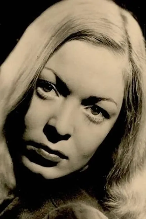 Isa Vermehren ha trabajado con Bettina Moissi en 1 ocasiones