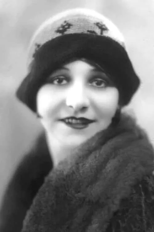 Beth Dodge ha trabajado con Betty Dodge en 2 ocasiones