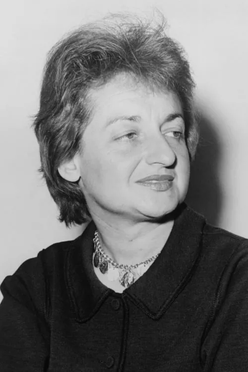 Bella Abzug ha trabajado con Betty Friedan en 2 ocasiones