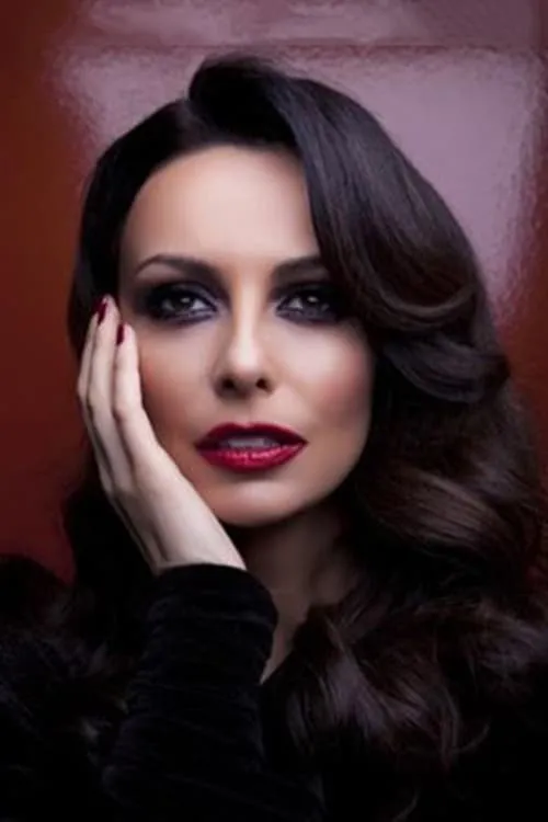 Betty Maggira — personaje: ?????