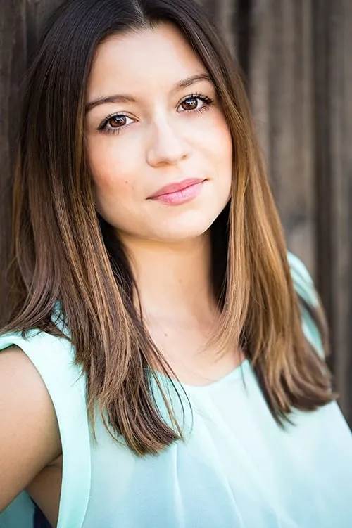 Bianca Collins interpretando a Tina Torres