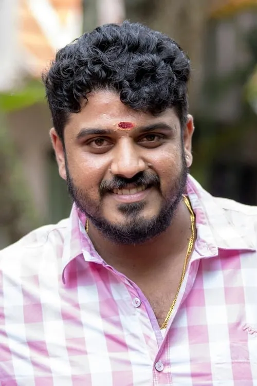 Bibin George interpretando a Sachi